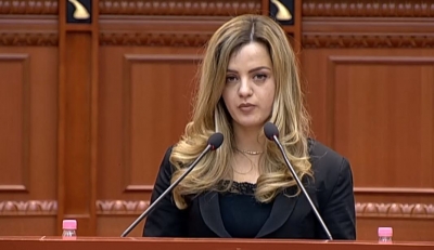 Deputetja Elda Hoti kundër shkarkimit: Komisioni i Venecias e tha qartë që nuk ka asnjë shkelje nga Presidenti Meta