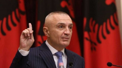 Meta paralajmëron deputetët: Kujdes, ngritja e Kushtetueses është kusht i Bundestagut