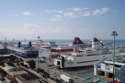 Një rast i dyshuar me koronavirus në Greqi, udhëtari nga Italia zbarkoi në portin e Patrës