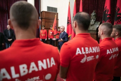 Meta kujton legjendën e futbollit Fatmir Frashëri: Nuk është e rëndësishme vetëm të fitosh, por edhe si fiton