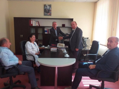 Ambasador Nder për Paqen Botërore Tahir Shabani vizitë në arkivin Komunal të Prishtinës