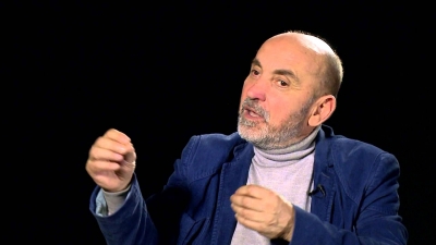 “Pse Reforma Zgjedhore nuk zgjidh krizën”, analiza e Lubonjës: Të fortët bëhen politikanë, ja cili është problem që kemi ne