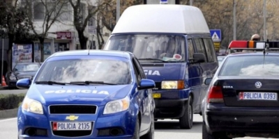 Kishin fshehur drogën në shtëpinë e pabanuar, 4 të arrestuar në Peqin