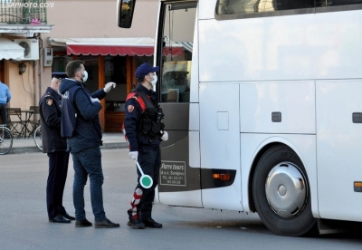 Karantina/Mjeku: Shqiptarët po bëjnë një gabim të madh