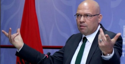 IRONIA/ Manjani zbulon se kush do e zëvendësojë Arben Malajn
