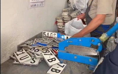 Ja ç'i ndodhi 163 mijë targave të prishura