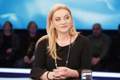 Ngjarja në shkollen e Durrësit, Albana Vokshi: Shteti në duart e kriminelëve, ngjarja u mbajt e fshehtë për dy javë