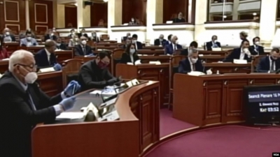 VOA: Përkeqësohet situata, infektohen edhe tre deputetë dhe kryebashkiaku i Tiranës