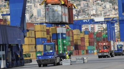 Gazeta greke plas bombën: Pas kokainës së kapur në Pire fshihen 'Eskobarët shqiptarë'. Dy konteinerë kaluan nga Durrësi